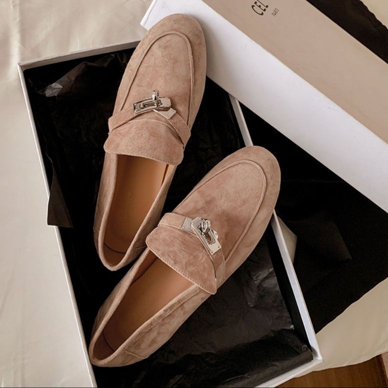 スエード靴 金属装飾付きスエード素材上品ローファー