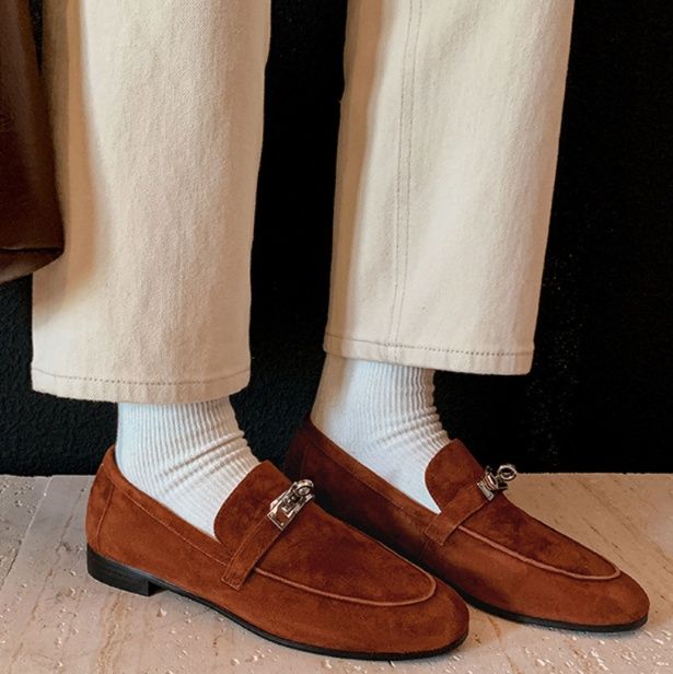 スエード靴 金属装飾付きスエード素材上品ローファー