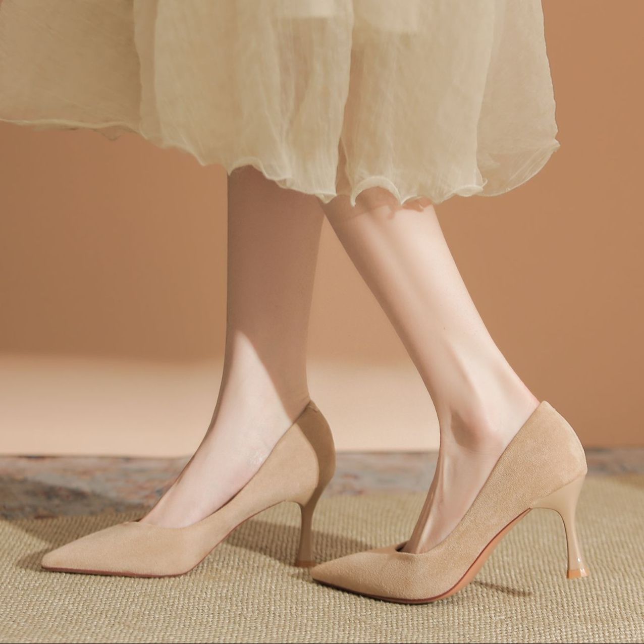 スエード靴 上品な尖りつま先高級起毛素材パンプス