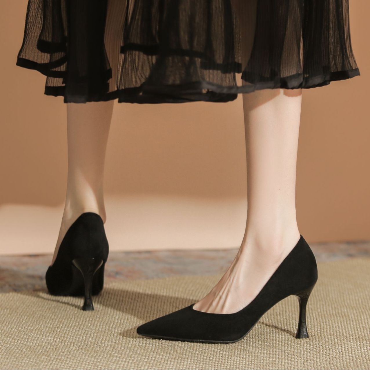 スエード靴 上品な尖りつま先高級起毛素材パンプス