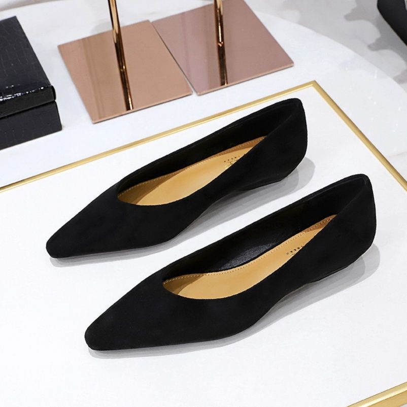 スエード靴 上品な尖がり爪先スエード素材フラットパンプス