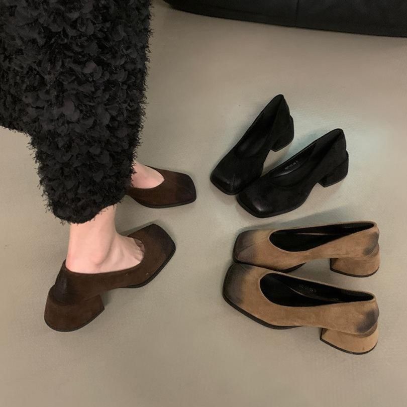 スエード靴 上品な低反発スエード素材のローヒールパンプス