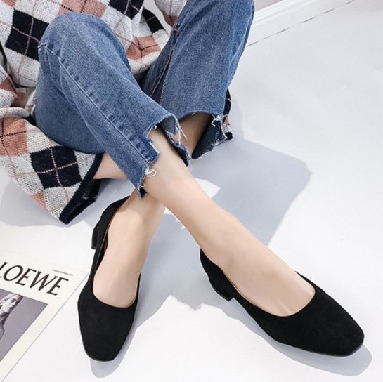 スエード靴 上品な低反発クッション付きスクエアトゥパンプス