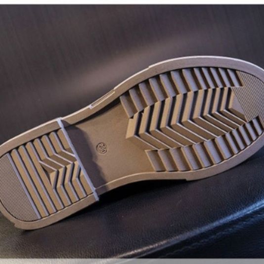 スエード靴 スエード安全靴 ふわふわファー付き冬用作業靴