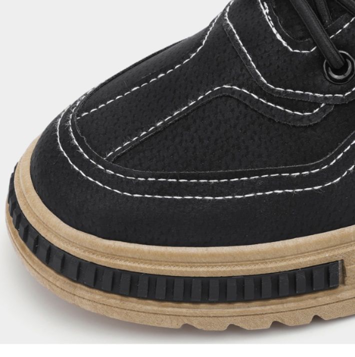 スエード靴 裏ボア仕様のミッドカットスエード靴スニーカー