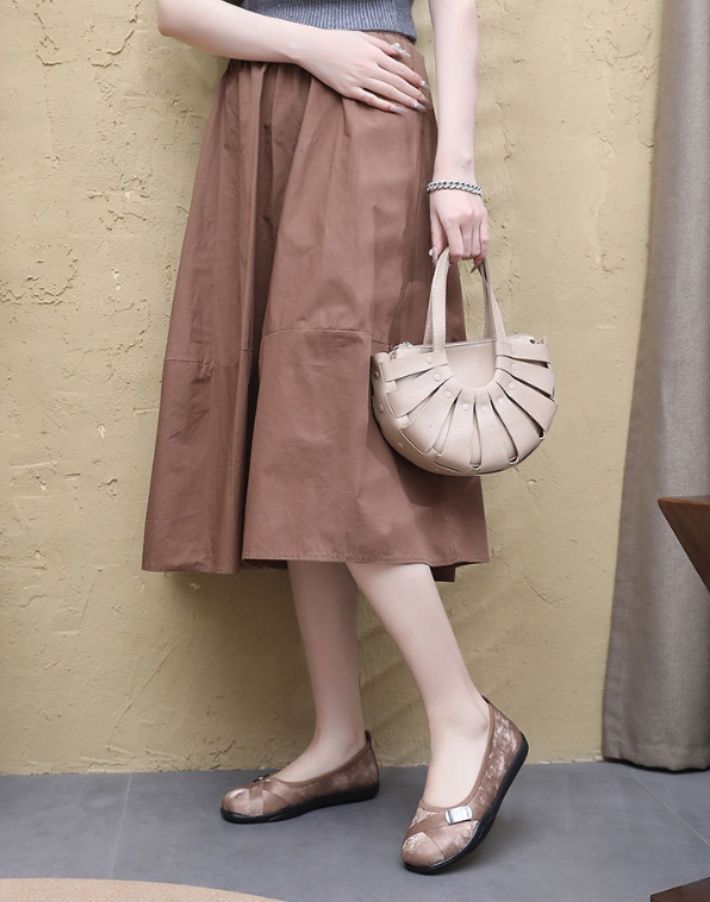 スエード靴 レディースリボン付き光沢素材のフラットシューズ