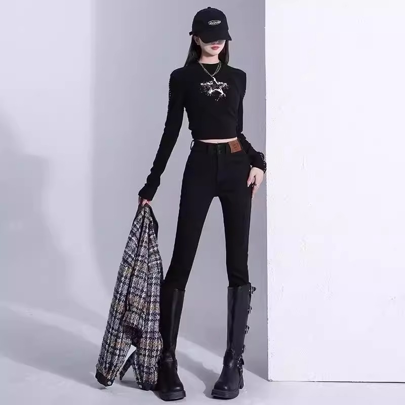 ハイウエスト美脚スキニーパンツ