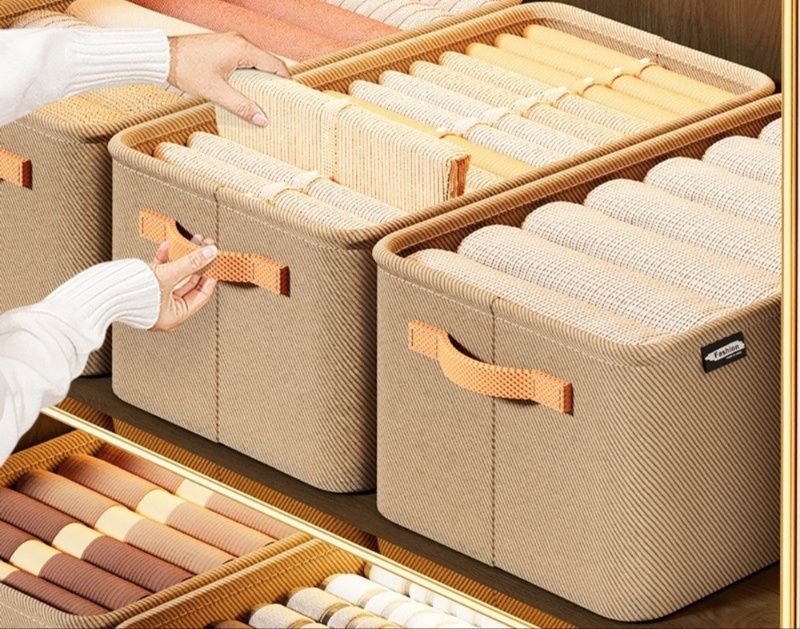 仕切り付き折りたたみ布製収納ボックス