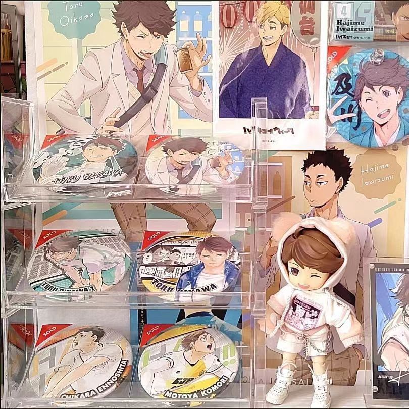 グッズ収納 アニメ缶バッジコレクションケース