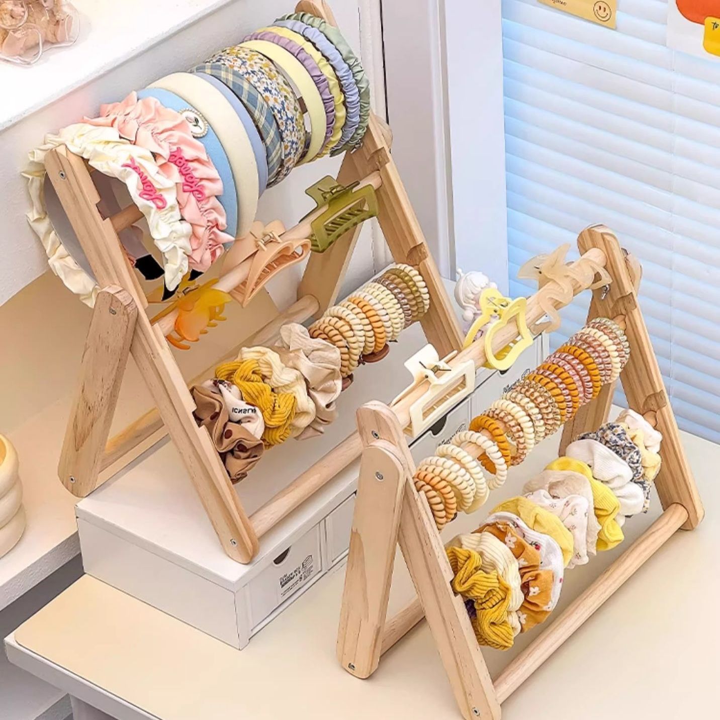 グッズ収納 木製二段式　カチューシャ収納