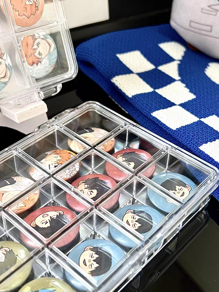 グッズ収納 透明仕切り付き缶バッジ収納ケース12マス 缶 バッジ収納