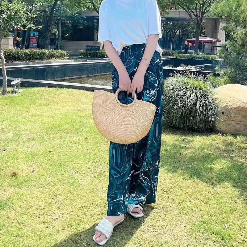 https://fulmo-img-server.com/surfingboy-annex/07cc0776-98ef-4e60-8e74-68e8b3bc3e99.jpg
