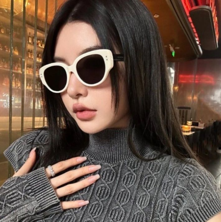 https://fulmo-img-server.com/surfingboy-annex/1788576448148_44ihma8j_fz6vkncc.jpeg