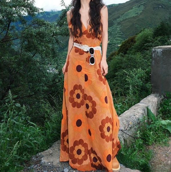 ハワイアン雑貨・ハワイ服・ハワイバッグ 大花柄ノースリーブロングワンピース リゾート風