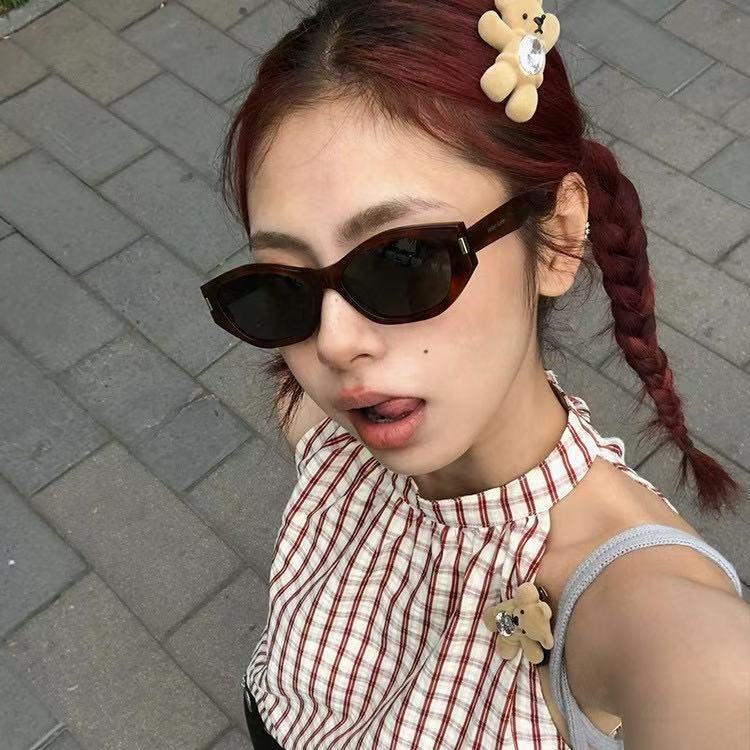 ハワイアン雑貨・ハワイ服・ハワイバッグ 小顔見せキャッツアイ型おしゃれサングラス