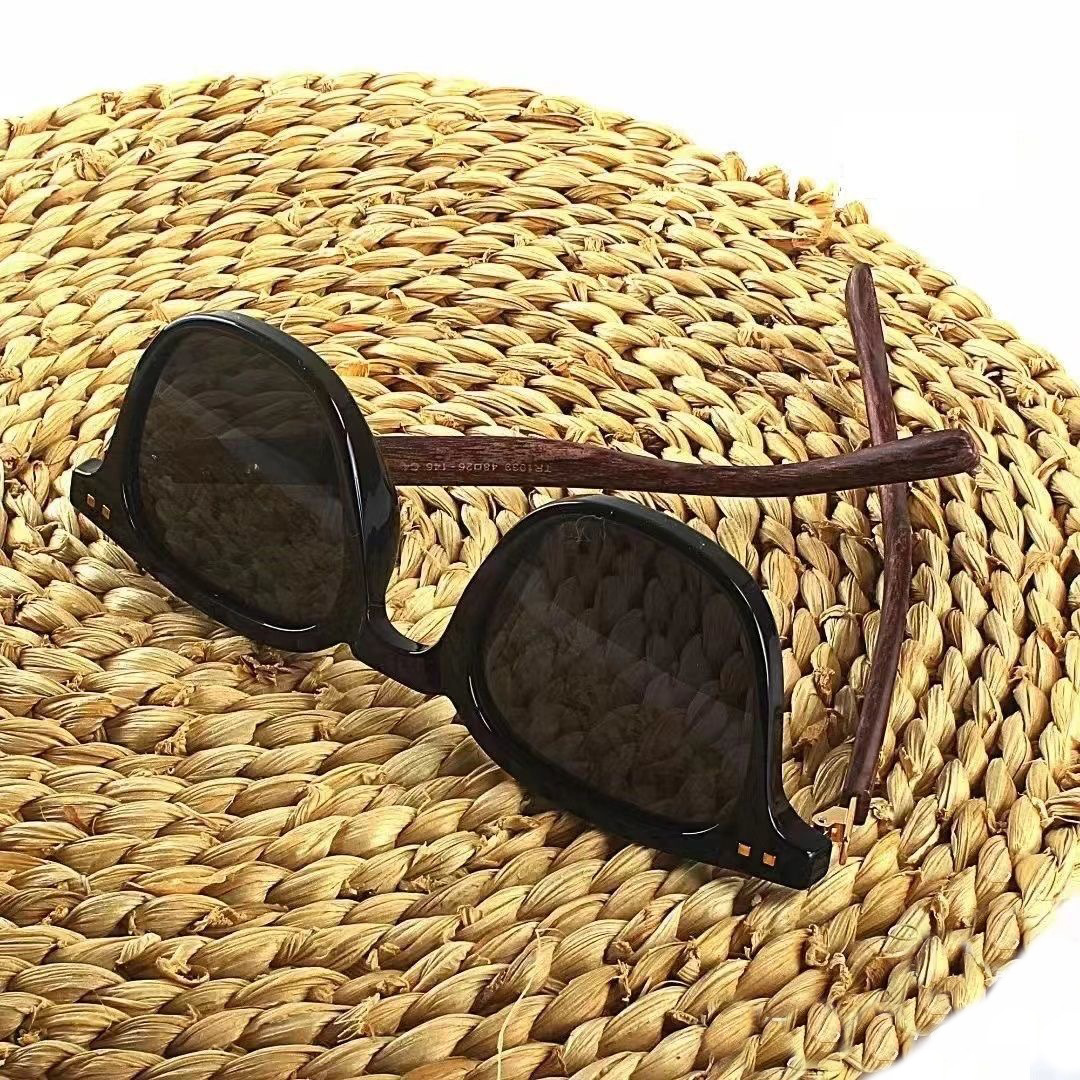 https://fulmo-img-server.com/surfingboy-annex/b03c3e1e-4262-4644-ab44-114cbbe9fcb4.jpg