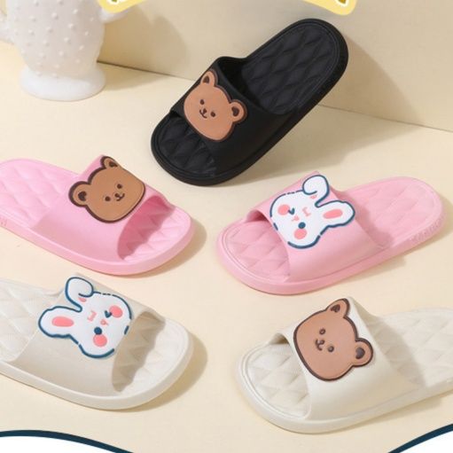 スリッパ うさぎさん柄の軽量ルームシューズ