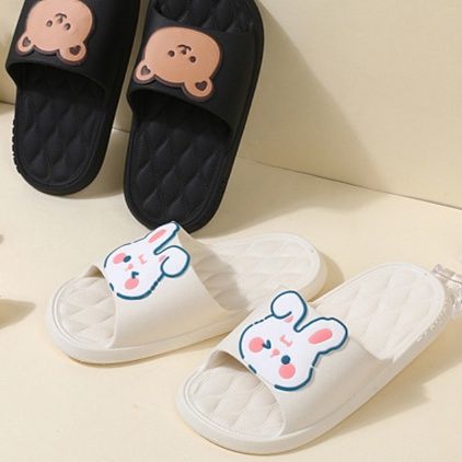 スリッパ うさぎさん柄の軽量ルームシューズ
