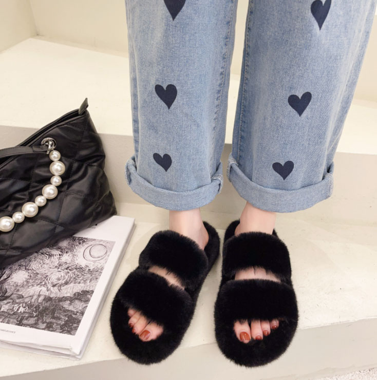 ふわふわ毛玉風サンダルスリッパ