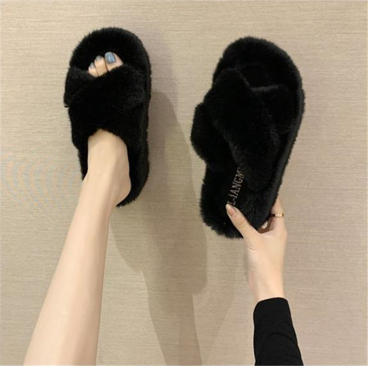 ふわふわファー交差ストラップスリッパ女性用厚底