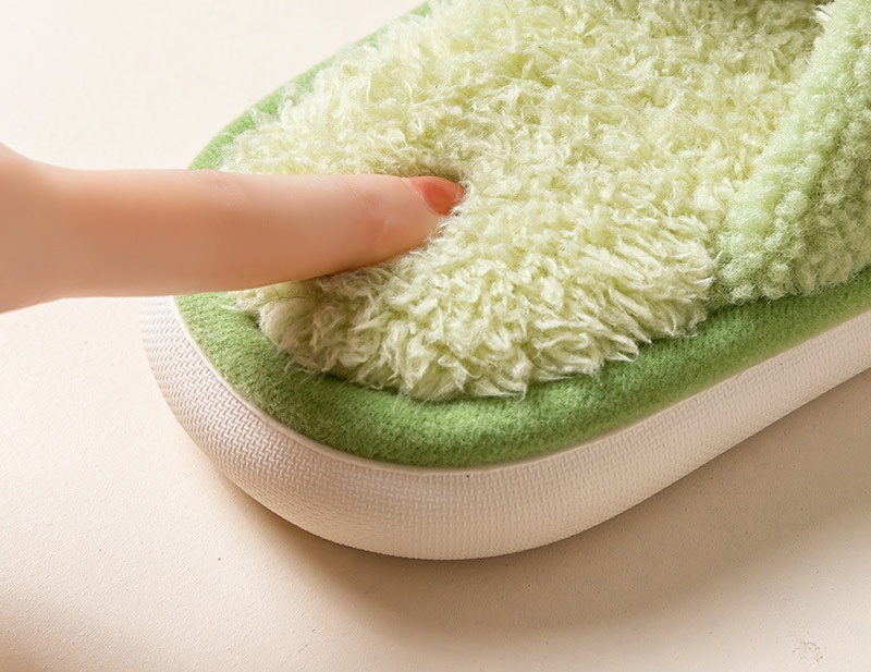 パンダ柄ふわふわルームスリッパ防寒