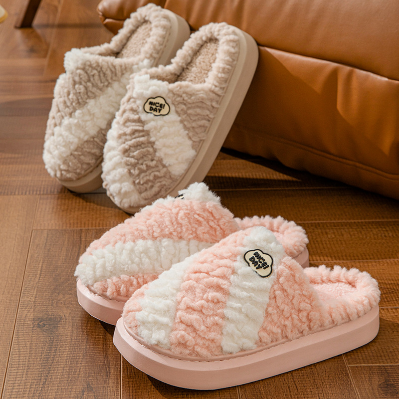 ふわふわもこもこ室内スリッパ防寒用