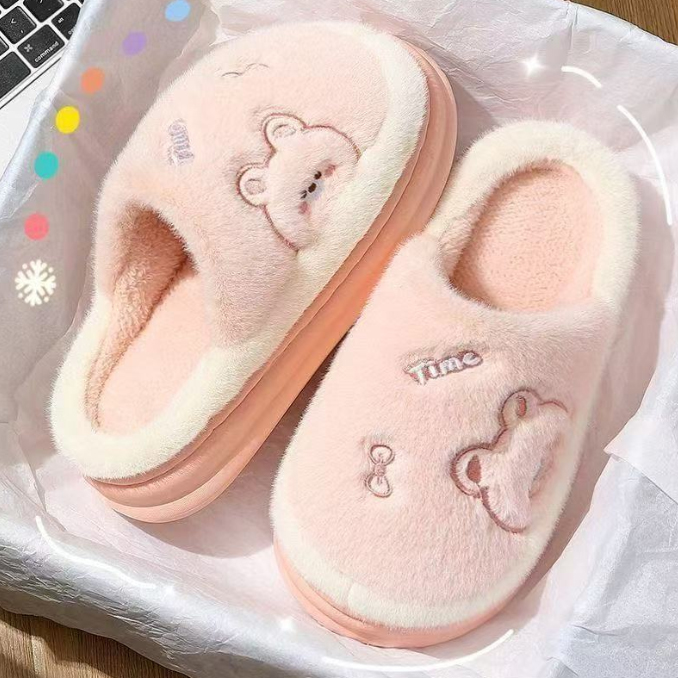 秋冬新作 くまさん刺繍 ふわふわ ファー付き ルームスリッパ