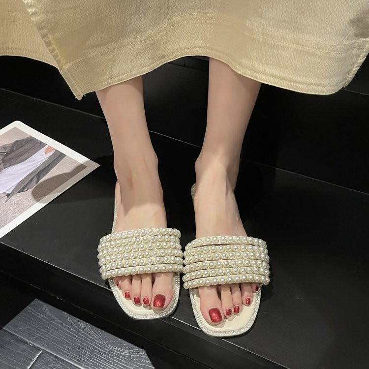 真珠風装飾付き上品な女性用フラットスリッパ