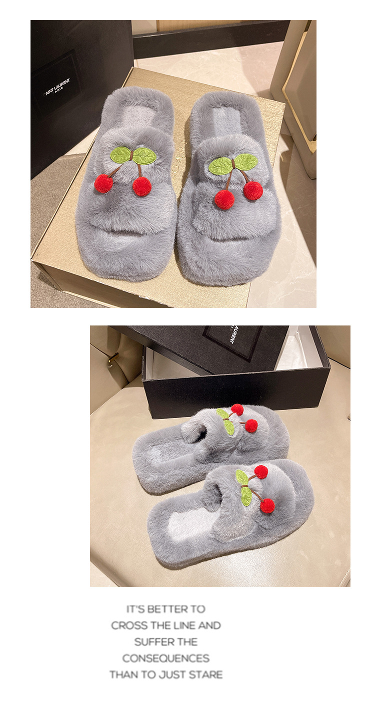 さくらんぼ刺繍ふわふわファースリッパ