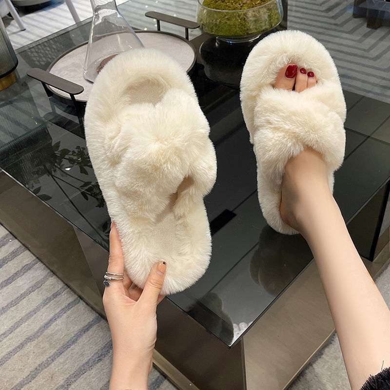 スリッパ ふわもこクロスサンダル