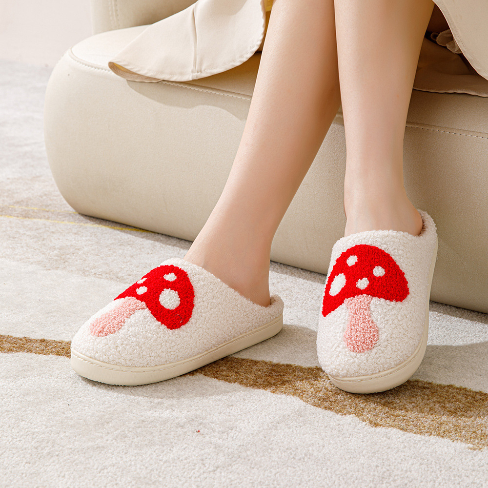 暖かいキノコ柄スリッパ ふわふわ防寒ルームシューズ