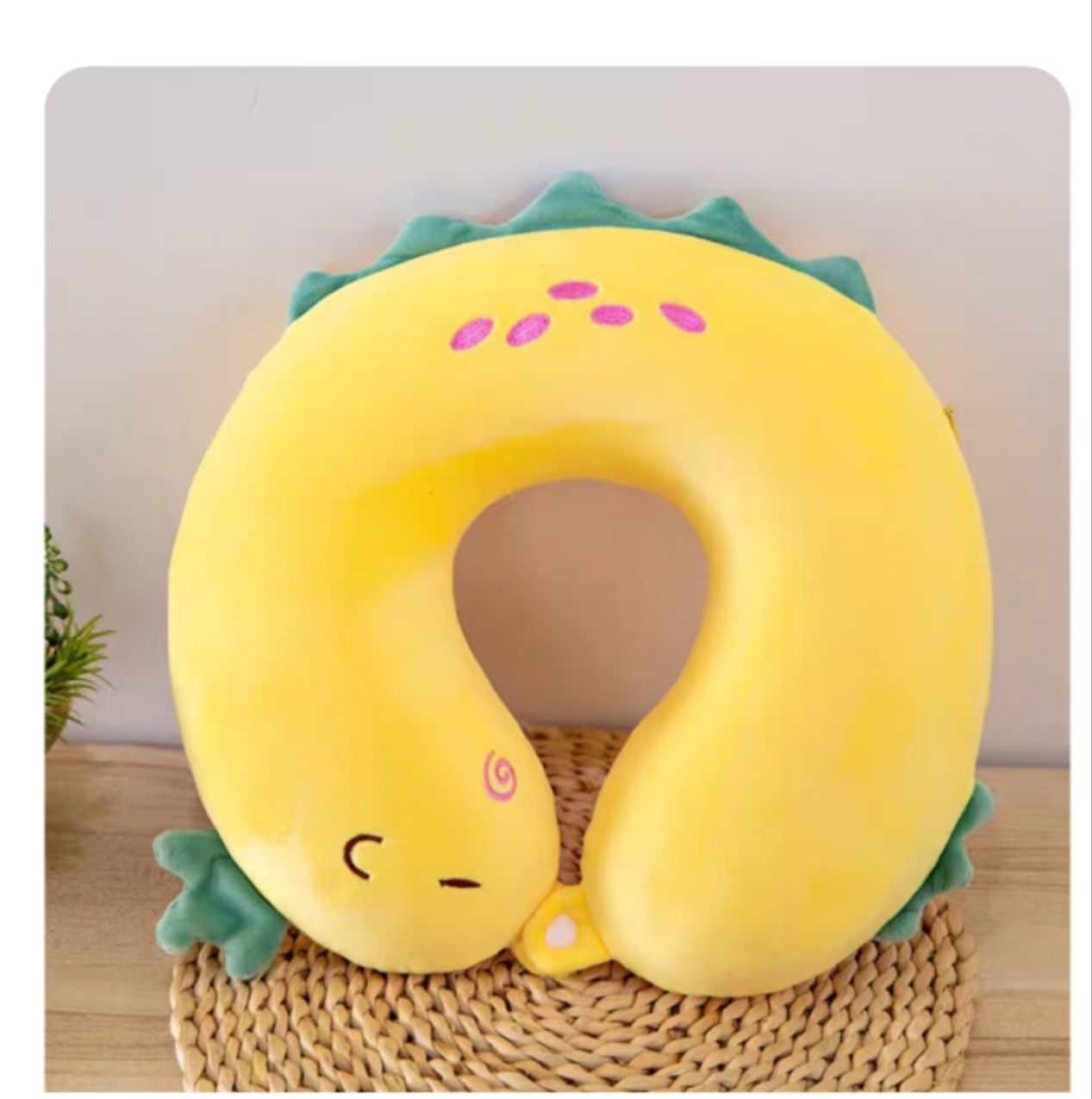 ネックピロー 首筋サポート　低反発