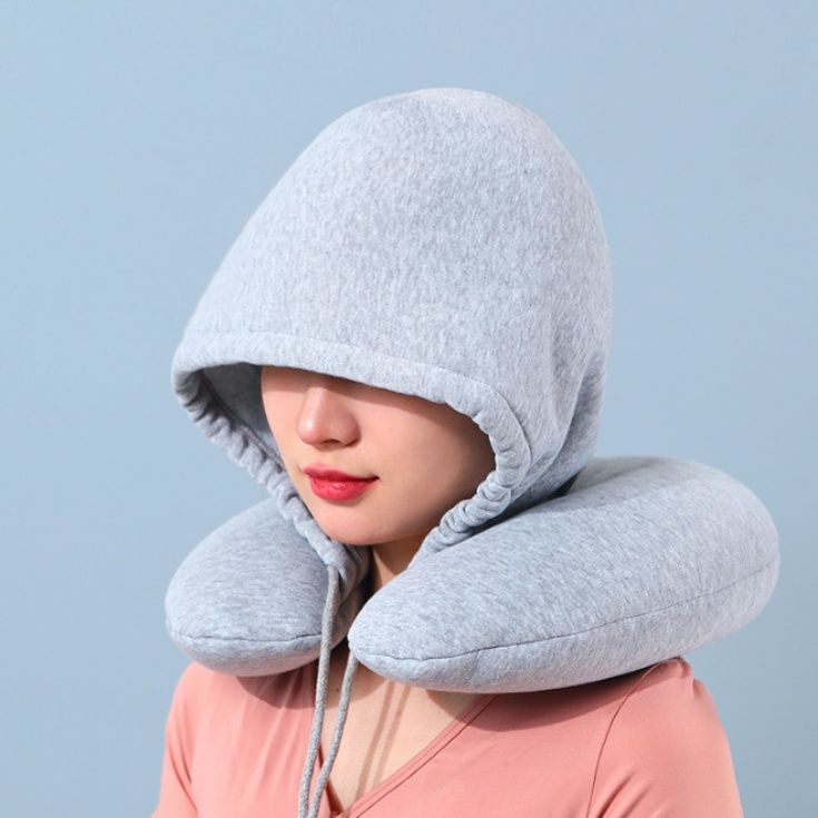 ネックピロー 遮光機能付きフード一体型