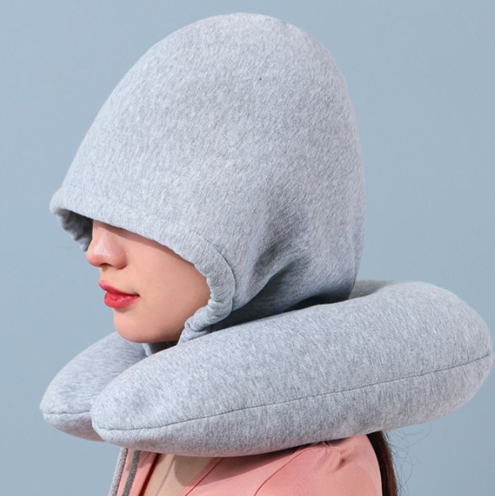 ネックピロー 遮光機能付きフード一体型