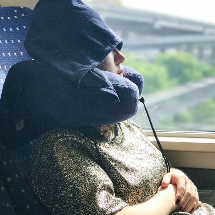 ネックピロー 多機能フード付きネックピロー首肩頭部サポート