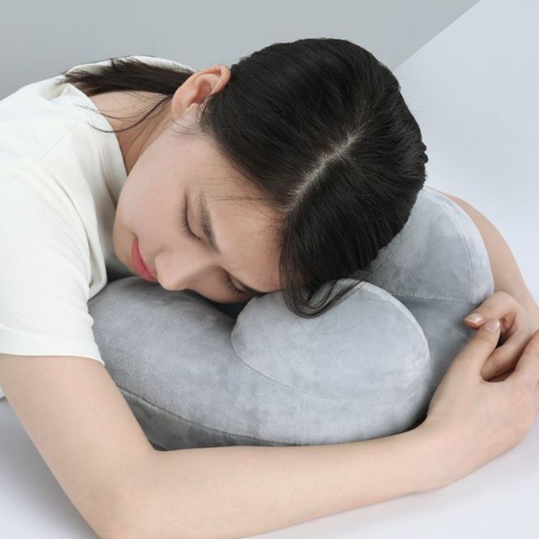 ネックピロー 空気注入式折りたたみ携帯用ネックピロー