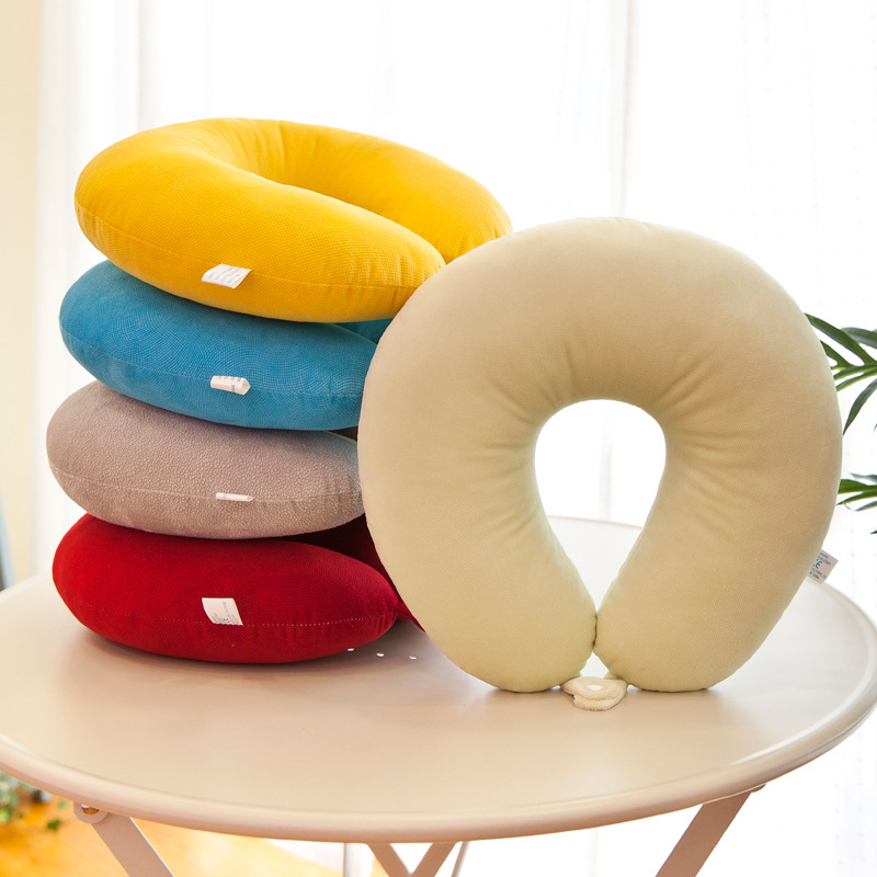 低反発素材首元快適サポートネックピロー