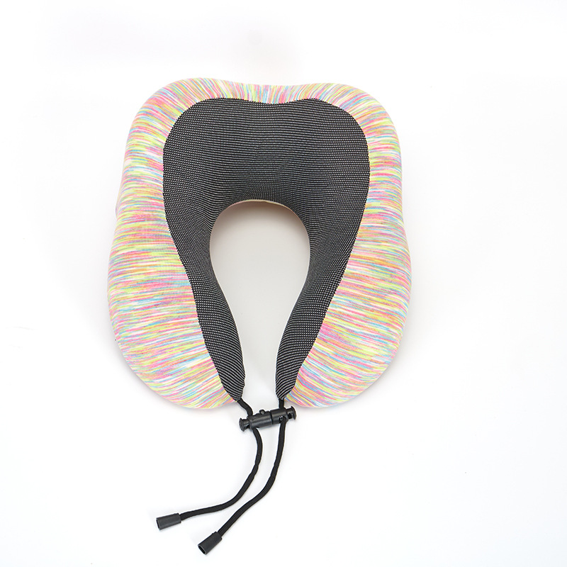 ネックピロー 首筋包み込む　低反発　調節紐付き