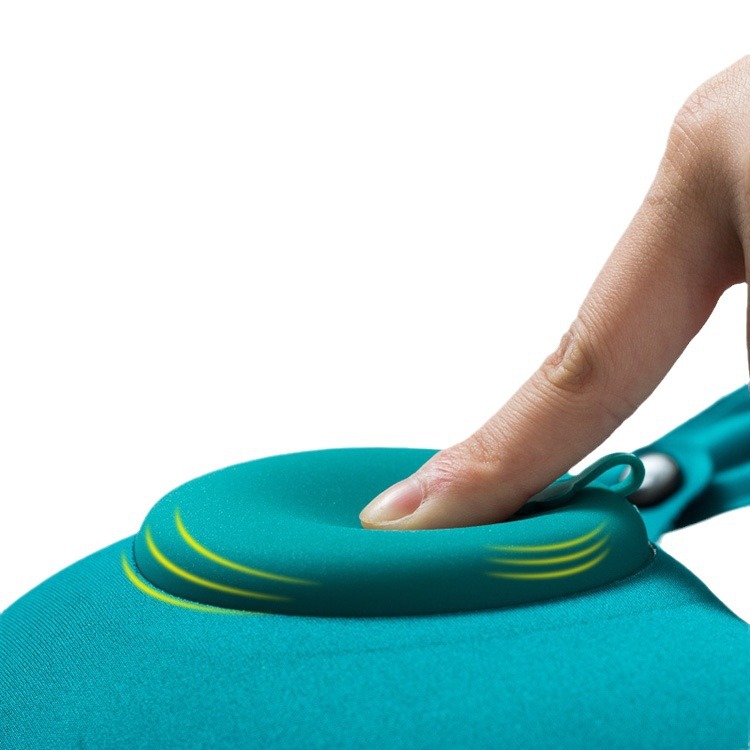 ネックピロー 携帯用軽量ポンプ式枕