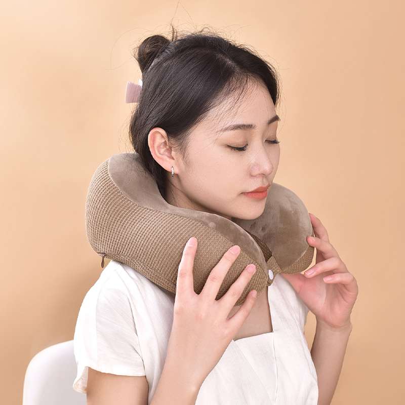 やすらぎ快眠ネックピロー