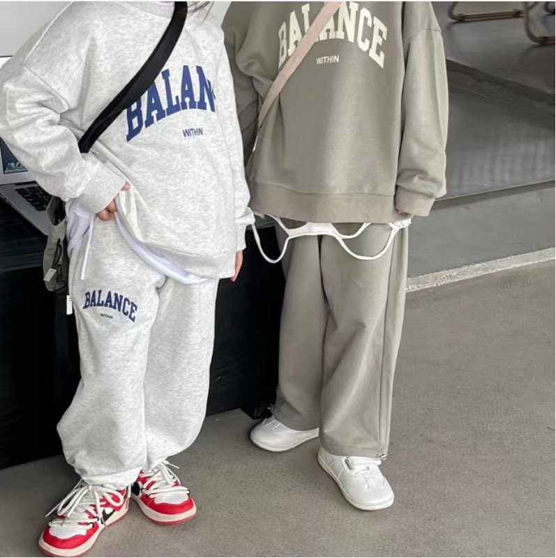 キッズ ロゴ入り スウェット 上下セット 子供服