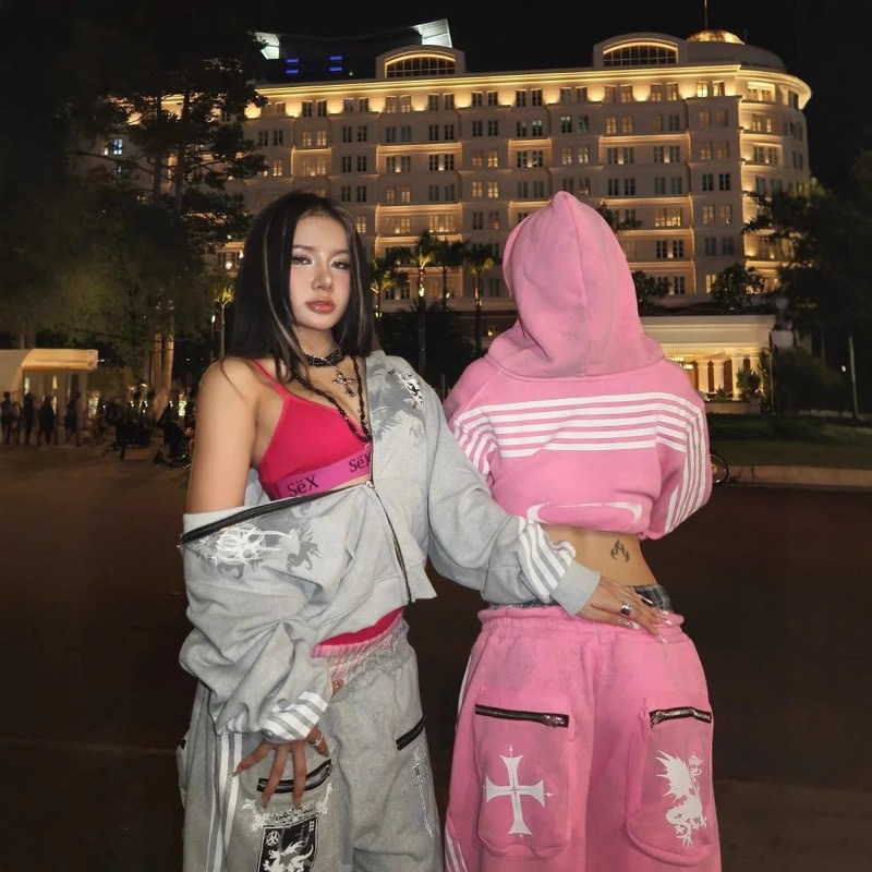 https://fulmo-img-server.com/sweat-factory/173ada51-f3c6-441d-a002-d11e3f71964f.jpg