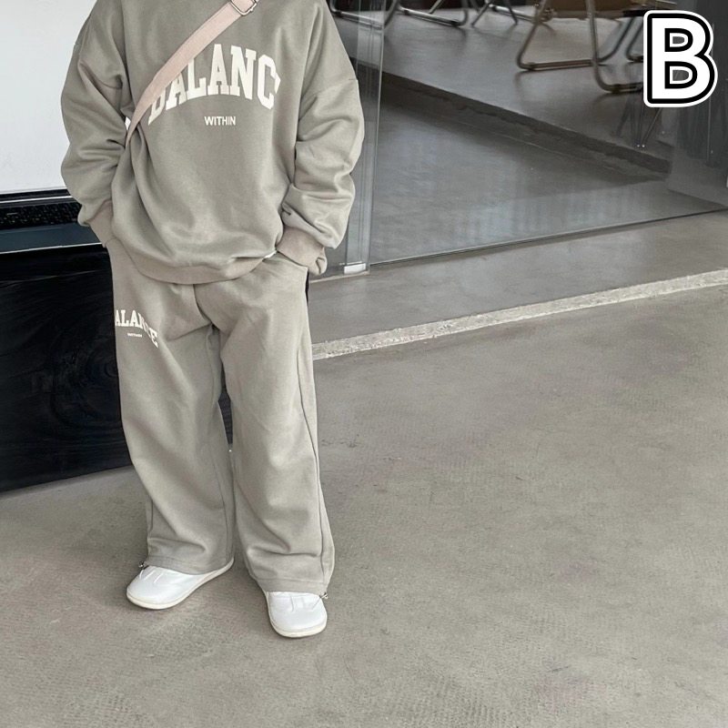 キッズ ロゴ入り スウェット 上下セット 子供服