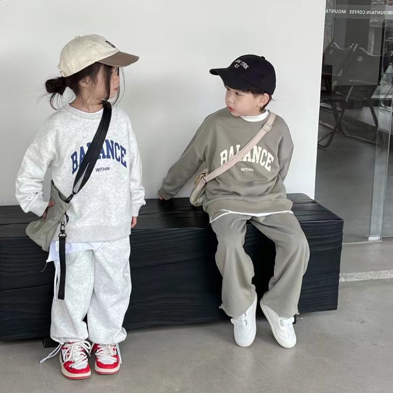 キッズ ロゴ入り スウェット 上下セット 子供服