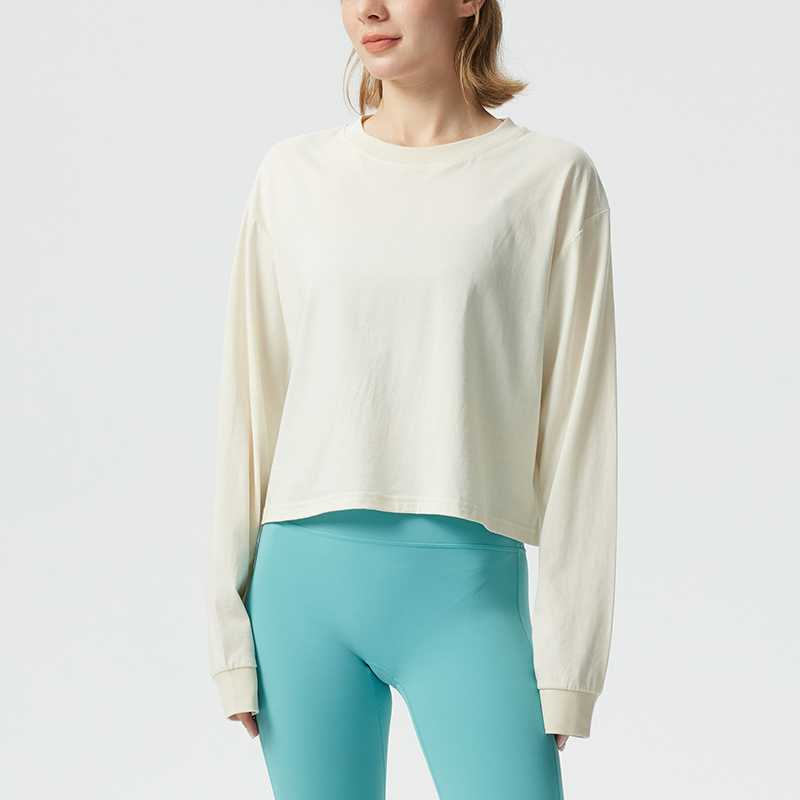 レディースにもおすすめの無地トレーナー10選