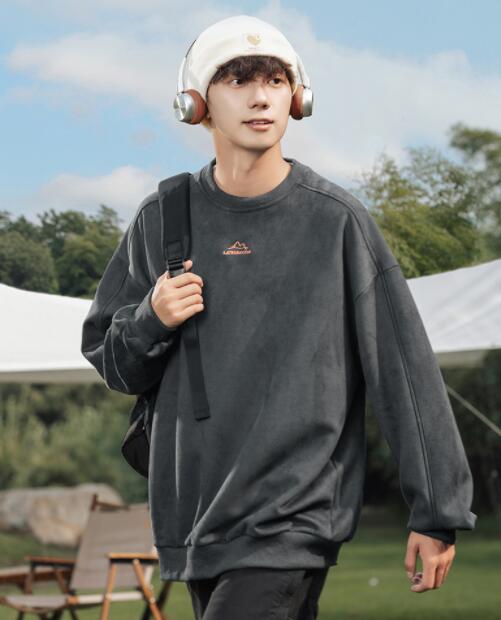https://fulmo-img-server.com/sweatlab/1b4cef60-ef6a-44e4-9390-43204f485923.jpg