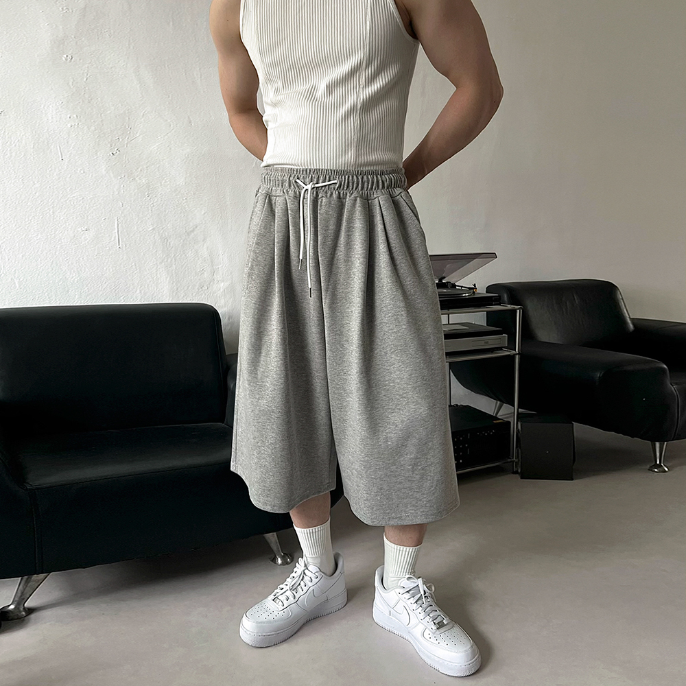 リラックスワイドハーフスウェットパンツ