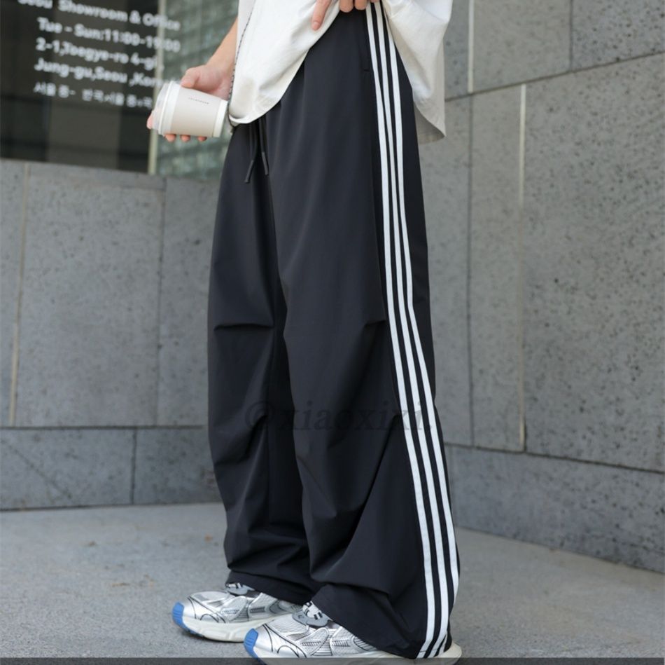 スウェットパンツ 三本線ゆったりスウェットパンツ