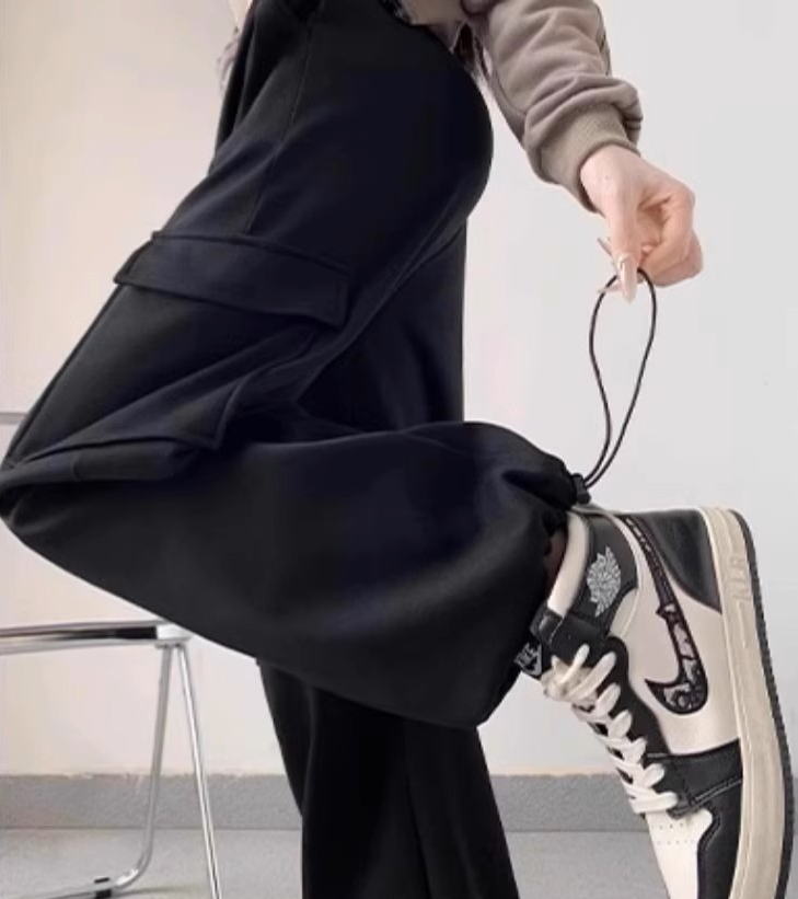 https://fulmo-img-server.com/swecolle/1747621372638_ar5tq9ft_uzp9a5ze.png