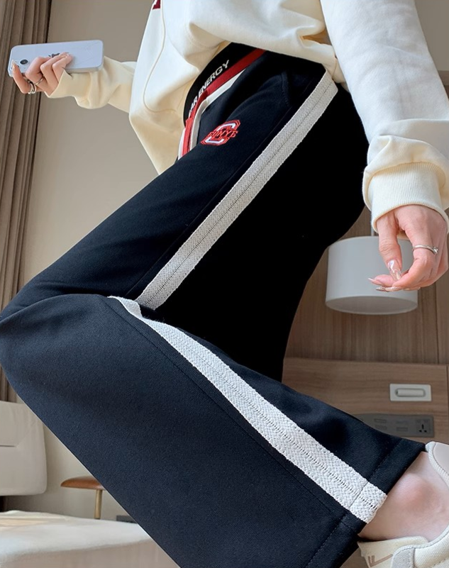 https://fulmo-img-server.com/swecolle/1747627285025_dqpkmjrd_m47e2n6c.png